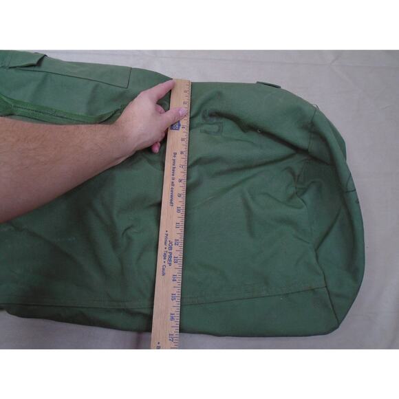 GENUINE US MILITARY SEABAG DUFFLE BAG. DURABLE WELL MADE PRE OWNED USED SURPLUS - Picture 6 of 12